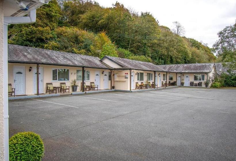 Estuary Lodge Motel B&b