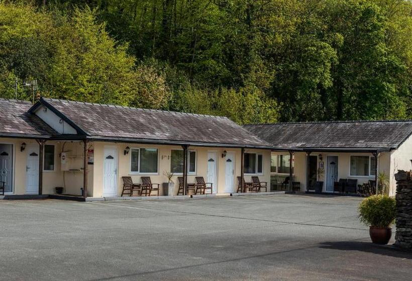 Estuary Lodge Motel B&b