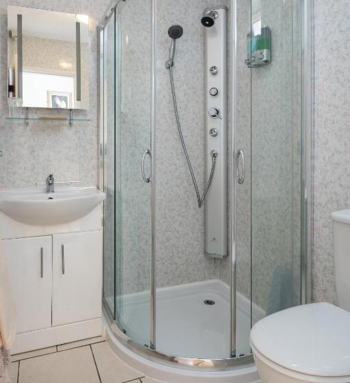 Estuary Lodge Motel B&b