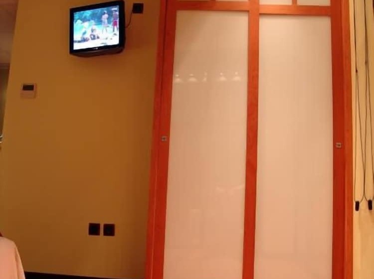 مسافرخانه Buenavista