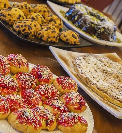 Acra Hotel Special Category