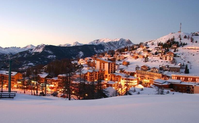 فندق Adonis Le Chastellan