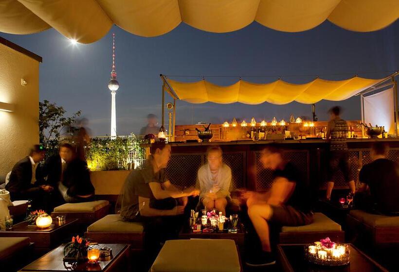 هتل Amano Rooms & Apartments