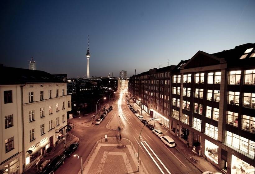 هتل Amano Rooms & Apartments