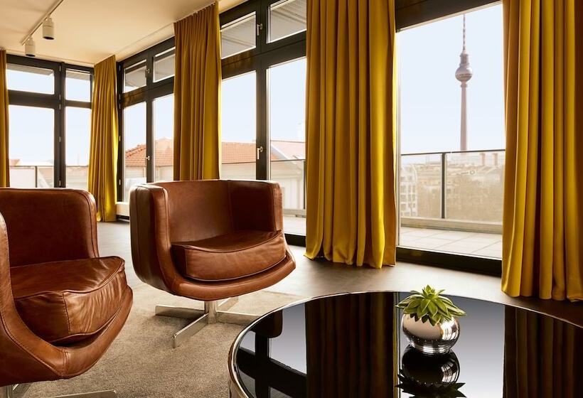 هتل Amano Rooms & Apartments