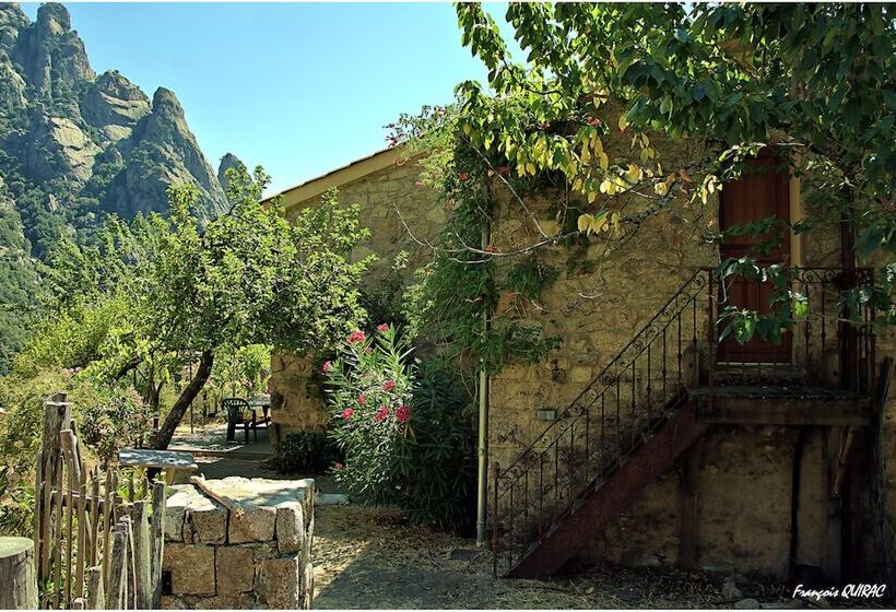 ホテル Hôtel Des Deux Sorru