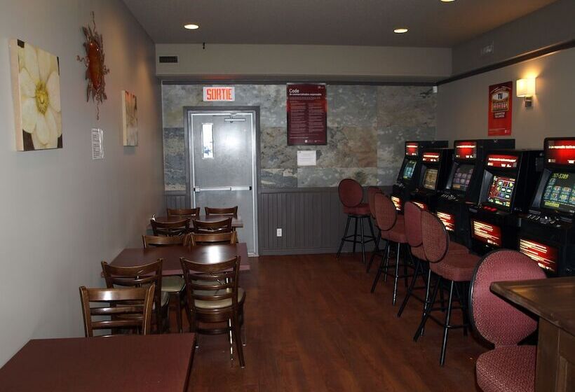 酒店 Auberge Du Draveur