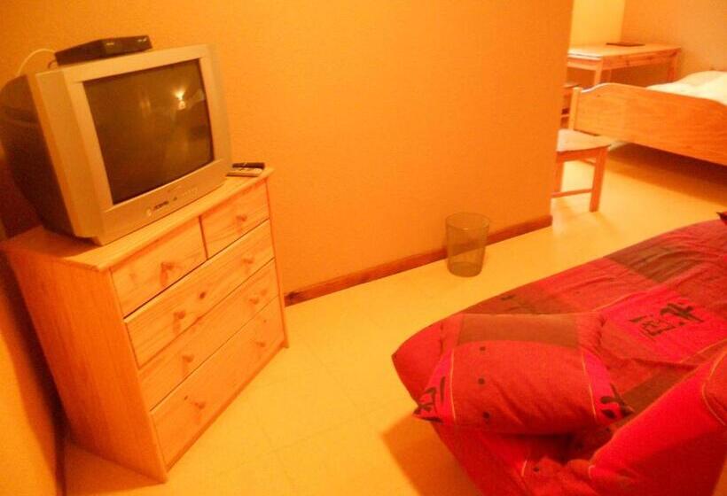 酒店 Auberge Du Saut Des Cuves