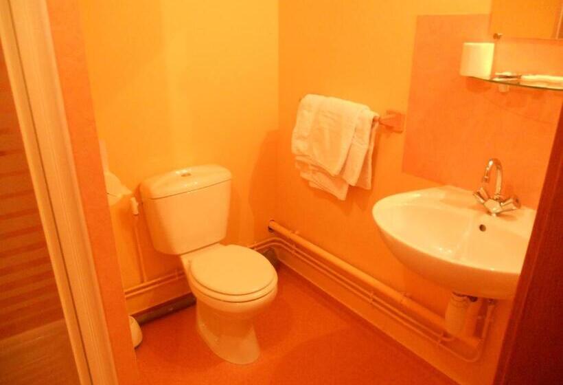 酒店 Auberge Du Saut Des Cuves