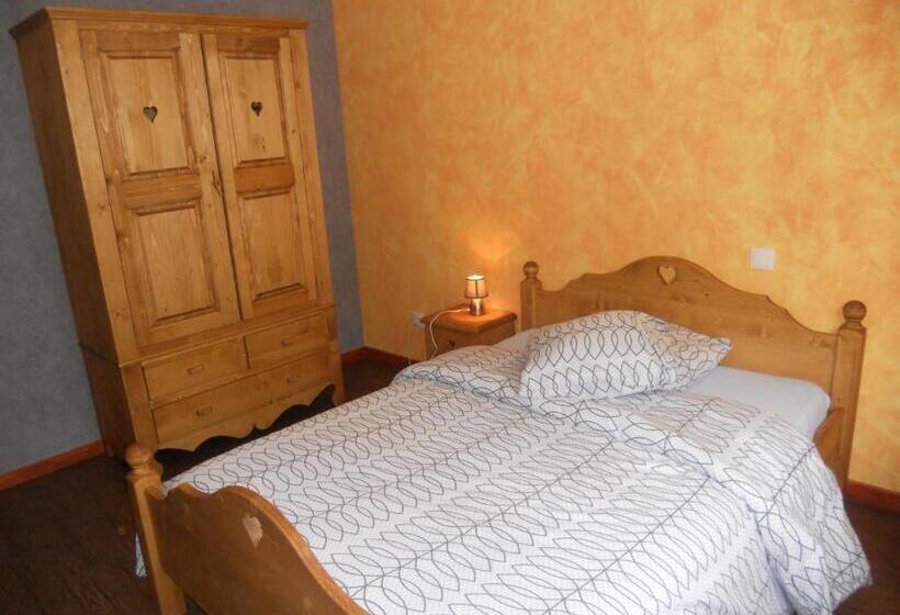 酒店 Auberge Du Saut Des Cuves