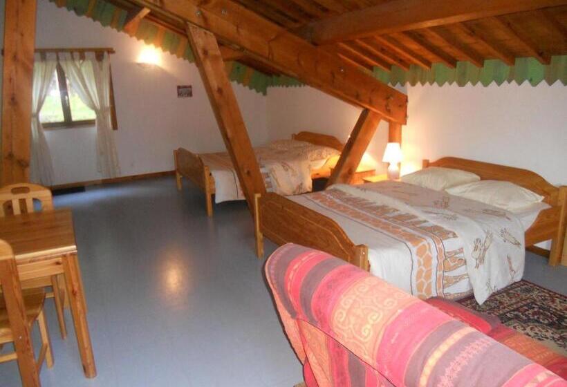 酒店 Auberge Du Saut Des Cuves