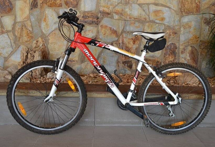 בית מלון כפרי Iberik Rocallaura Balneari