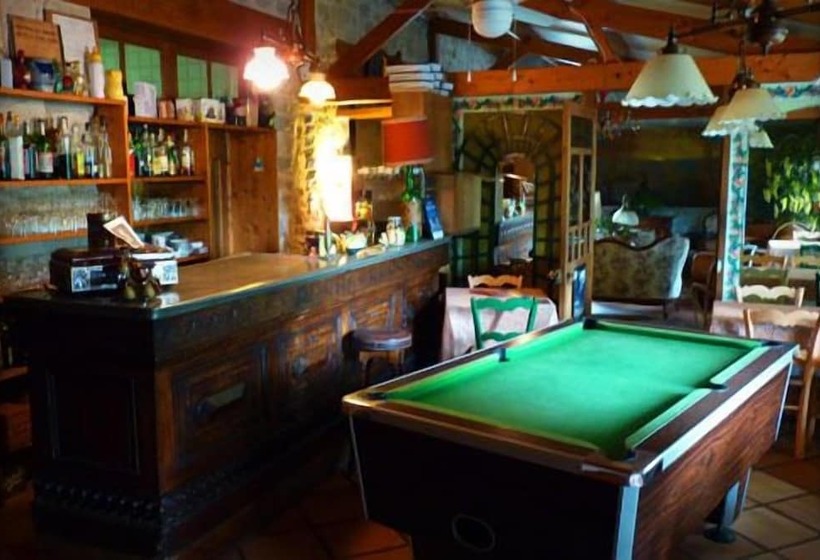 Отель Hôtel Restaurant Le Beau Site