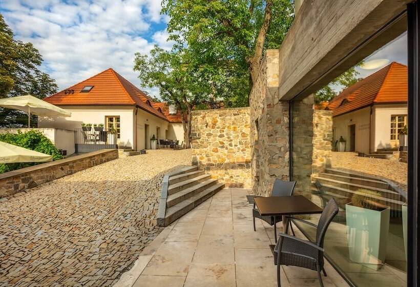 Bellevue Hotel Benešov