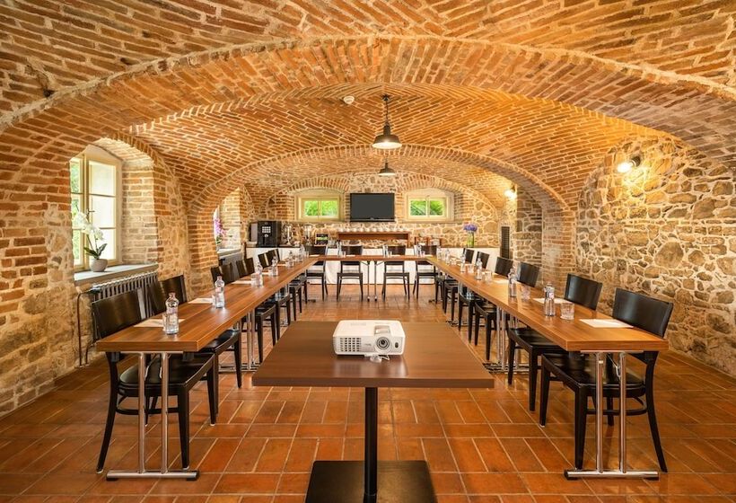 Bellevue Hotel Benešov