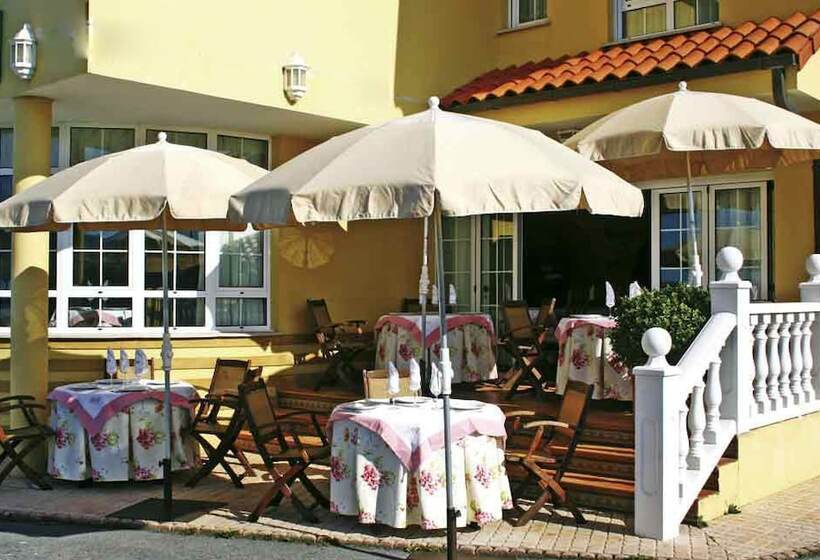 בית מלון כפרי El Pescador