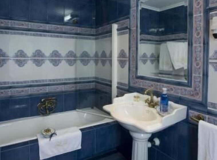 בית מלון כפרי El Pescador