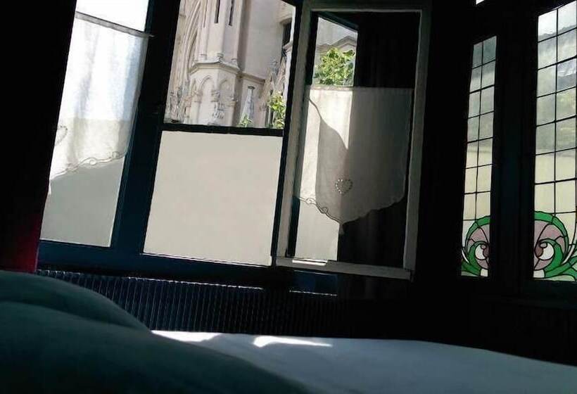 Brit Hotel Notre Dame