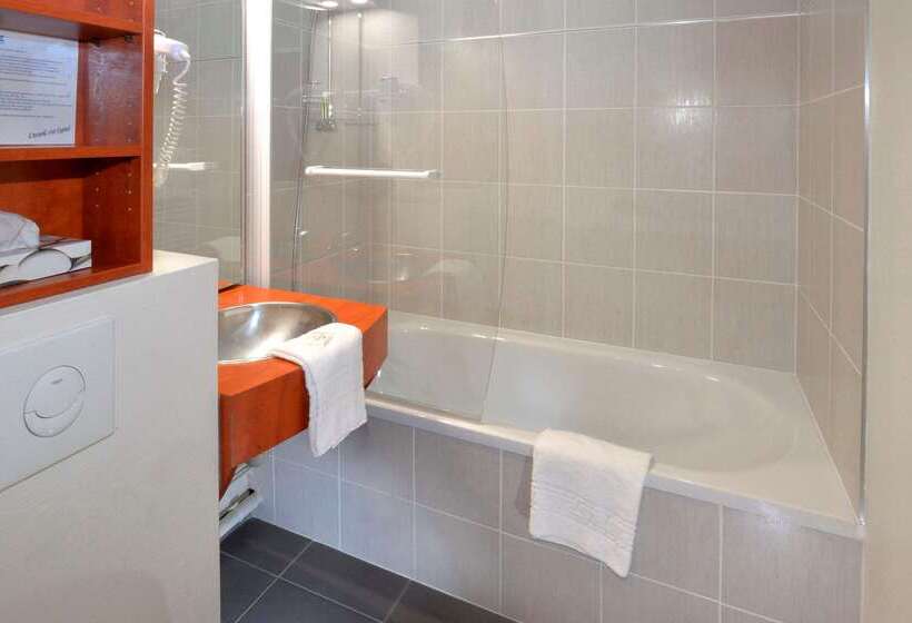 Brit Hotel Orléans St Jean De Braye   L Antarès