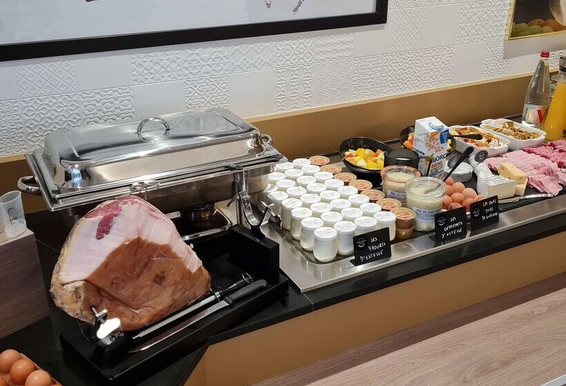 Brit Hotel Orléans St Jean De Braye   L Antarès