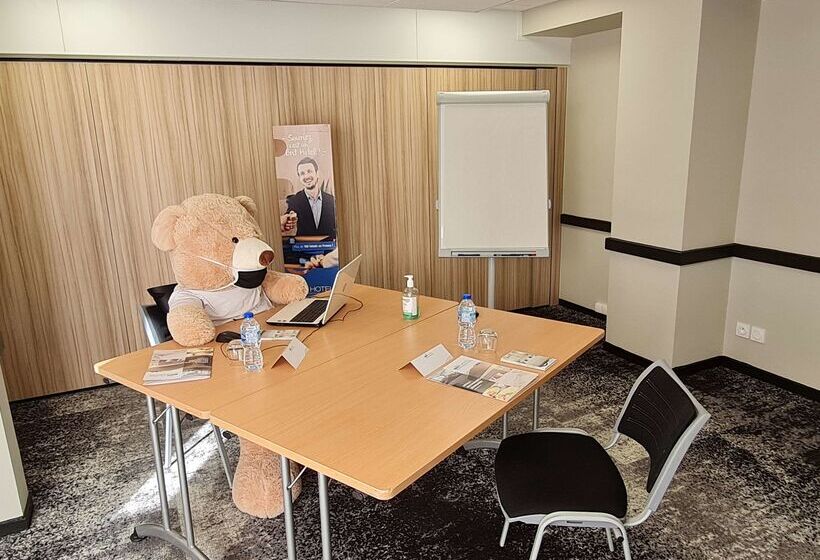 Brit Hotel Orléans St Jean De Braye   L Antarès