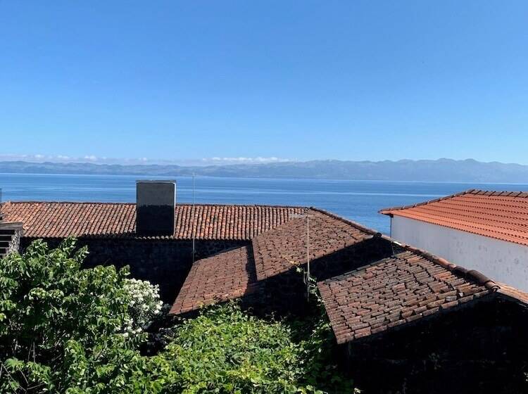 هتل Casa Das Barcas