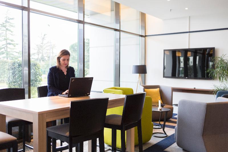 هتل Courtyard By Marriott Toulouse Airport
