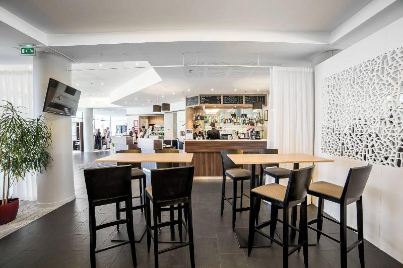 هتل Courtyard By Marriott Toulouse Airport