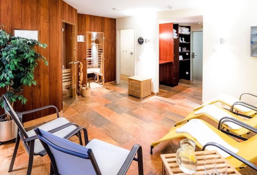 Отель Der Kaiserhof Ried