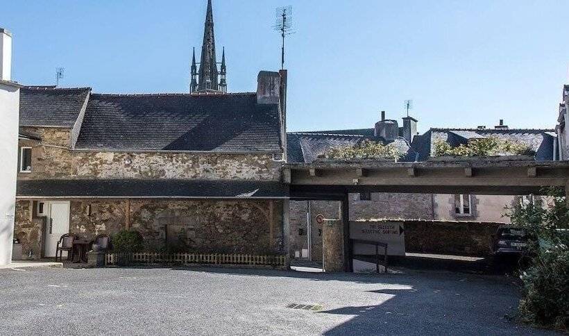 호텔 Du Cheval Blanc