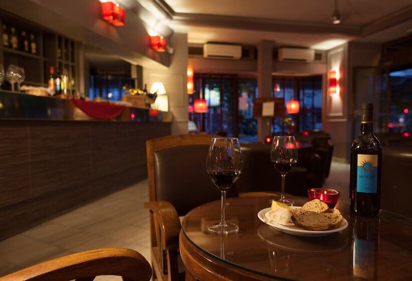 ホテル Eiffel Villa Garibaldi