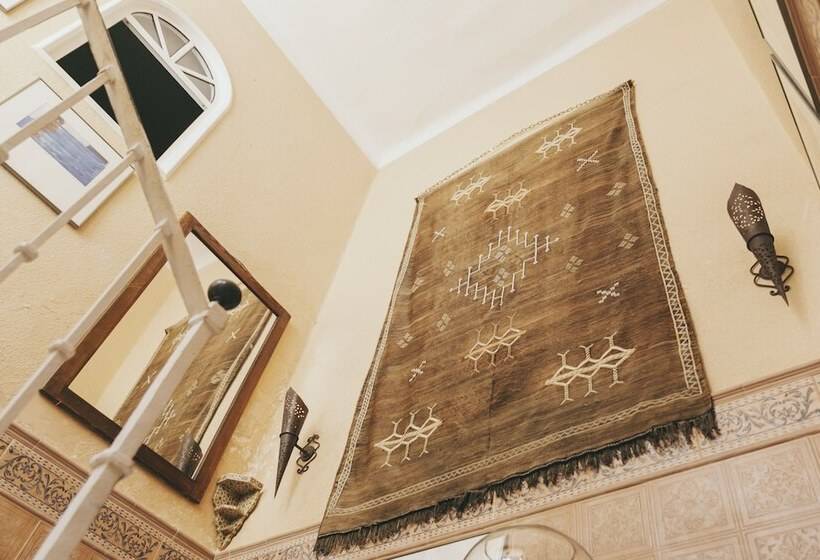 هتل El Riad Andaluz