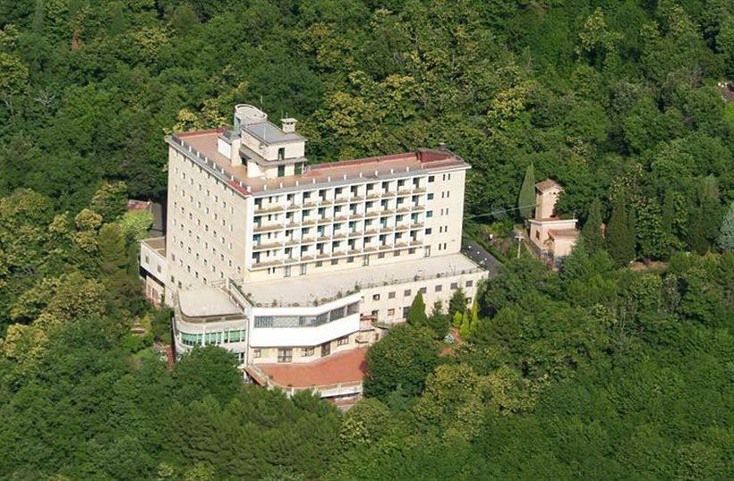 هتل Emmaus Albergo del Bosco