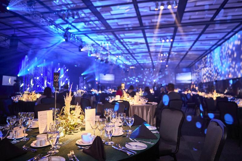 فندق Four Points By Sheraton Levis Convention Centre