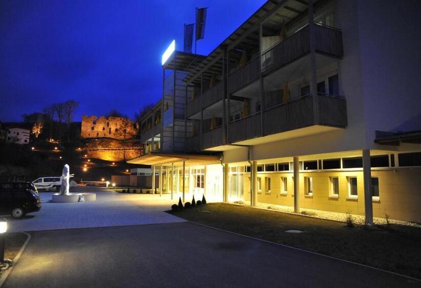 בית מלון כפרי Gesundheitsresort Bad St. Leonhard