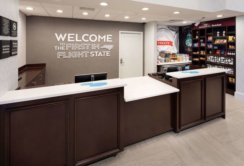 فندق Hampton Inn & Suites Asheville Airport