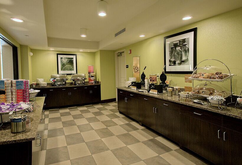 هتل Hampton Inn Ashevilletunnel Rd
