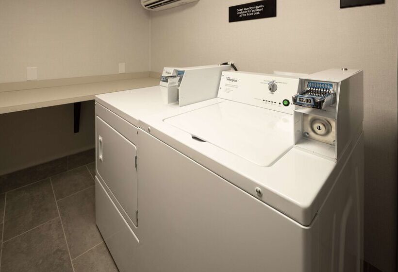 فندق Hampton Inn Ashevilletunnel Rd