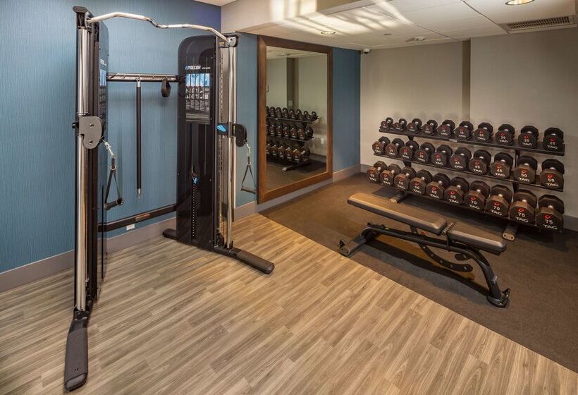 فندق Hampton Inn Ashevilletunnel Rd