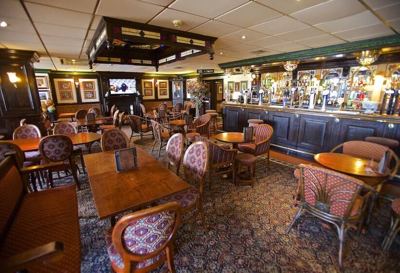 Отель Highfield