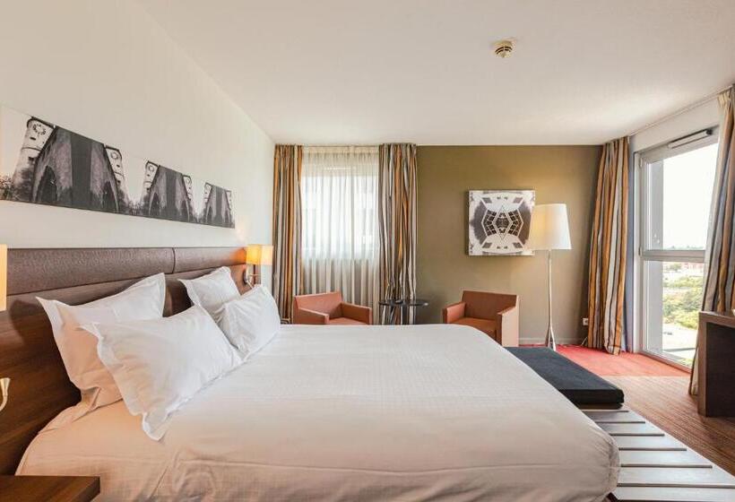 בית מלון כפרי Holiday Inn Mulhouse, An Ihg