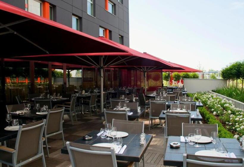 בית מלון כפרי Holiday Inn Mulhouse, An Ihg