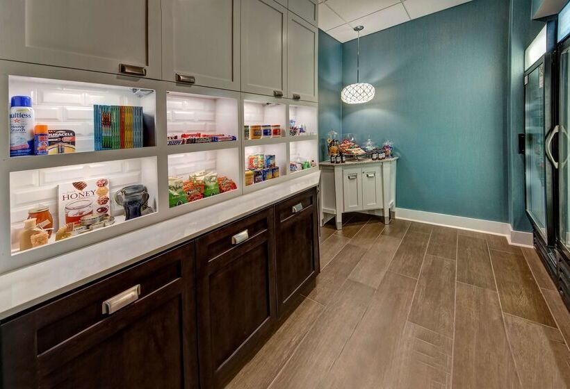 هتل Homewood Suites By Hilton   Asheville