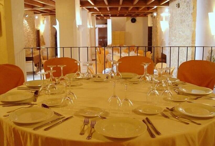 ホテル Hospedería Del Monasterio