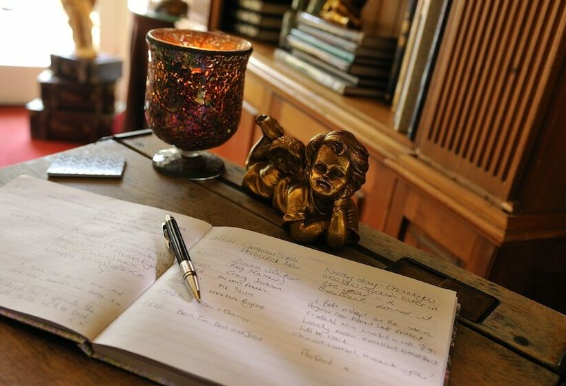 בית מלון כפרי Howarth House