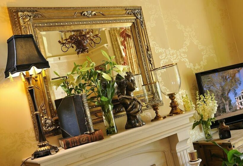 בית מלון כפרי Howarth House