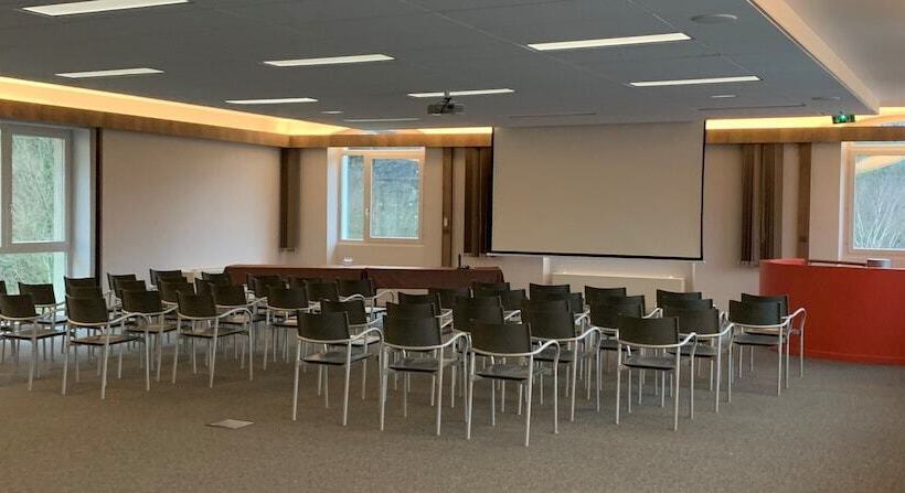 호텔 Hôtel Du Musée De L'eau