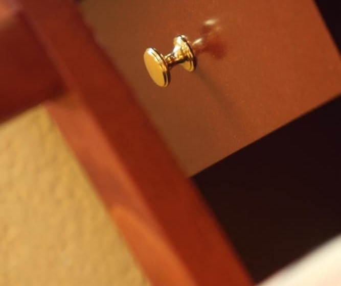 فندق Hôtel Le Clos Roussillon