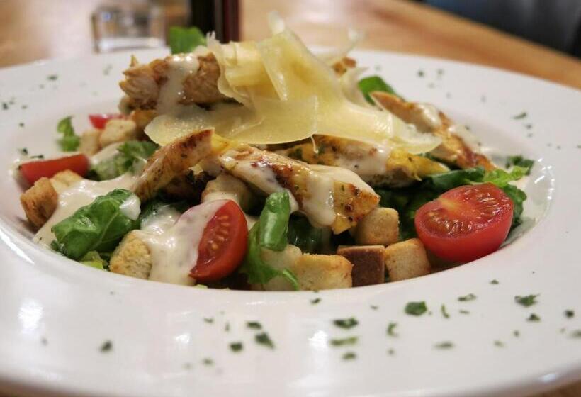 فندق Hunters Lodge Inn