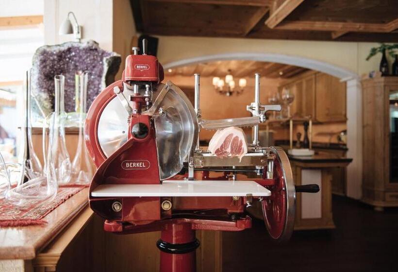 בית מלון כפרי Kristall   Adults Only